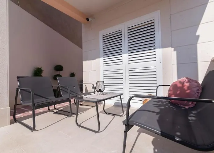 Paradise House Apartament